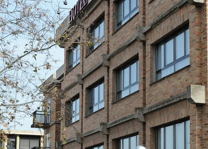 Готель Corregidor 2*